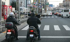 航続距離が短い