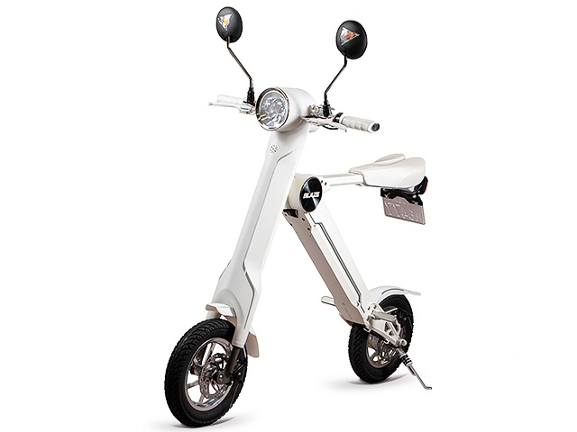BLAZE SMART EV ホワイト