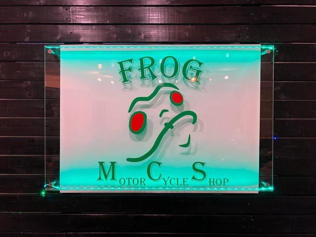 ＦＲＯＧ　Ｍ．Ｃ．Ｓ−フロッグ−