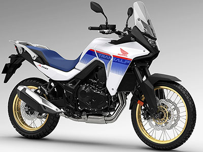 トランザルプ XL750　純正シート　新車外し新品 新型『XL750 TRANSALP（トランザルプ）』を純正アクセサリー