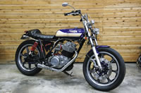 YAMAHA SR400