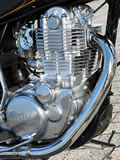 SR400