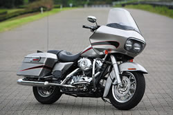 HARLEY DAVIDSON FLTR