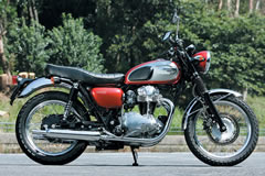 KAWASAKI W650