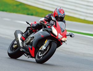 APRILIA RSV4