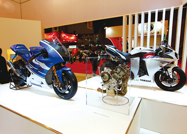 YZR-M1&YZF-R1