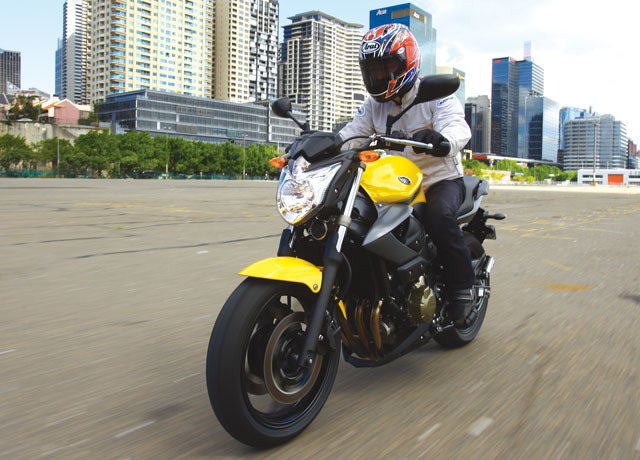 ヤマハ Xj6 N 新車 中古バイク検索サイト Goobike Com