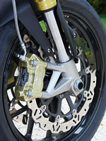 AvA h\f[ 750 u[L