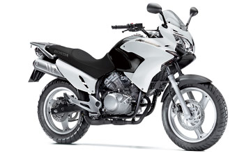 z_ XL125V of