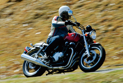 z_ CB1100