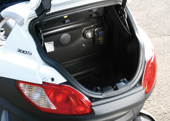 PIAGGIO MP3 HYBRID 300