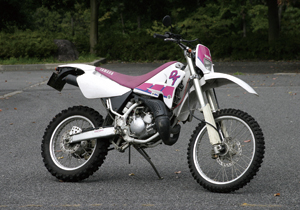 YAMAHA DT200R