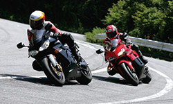 KAWASAKI ZX-10(2004)&HONDA CBR1000RR(2004)