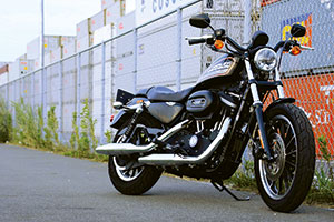 H-D XL883Ri2011j