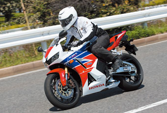 z_ CBR600RR