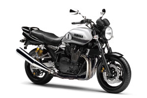 YAMAHA XJR1300