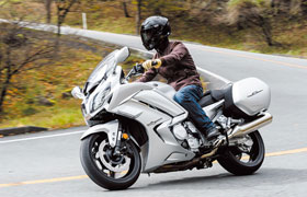 YAMAHA FJR1300AS