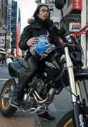 HONDA XR250モタードと井上浩一さん