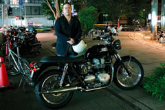 TRIUMPH ボンネビル