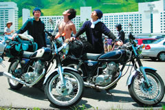 YAMAHA SR400