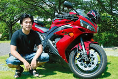 YAMAHA YZF R1