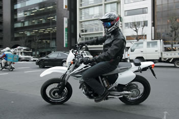 ホンダ Xr400モタード バイク試乗レポート Goobike Com