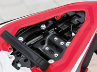 z_ CBR250RR V[g