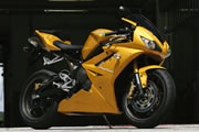 TRIUMPH@DAYTONA675