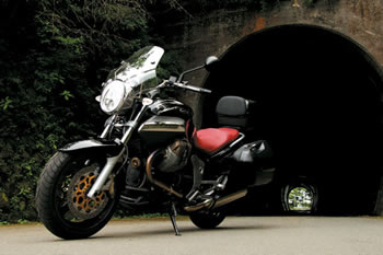 MOTO GUZZI@Breva V1100