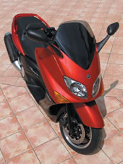 YAMAHA TMAX