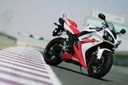 YAMAHA YZF-R1