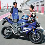 YAMAHA YZF-R1