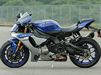 }n YZF-R1