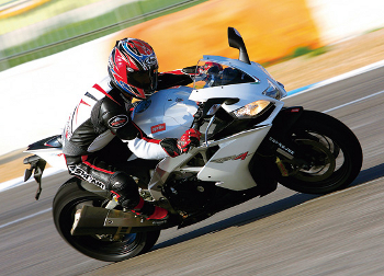 AvA RSV4 R