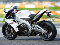 AvA RSV4 R
