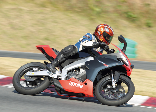 アプリリア Rs4 125 試乗レポート 新車 中古バイク検索サイト Goobike Com