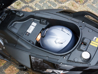 AvA SRV850 QbWXy[X
