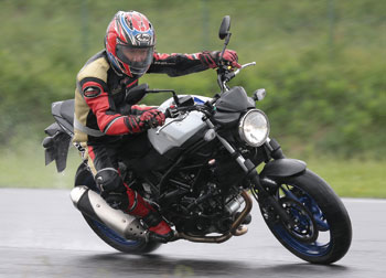 XYL SV650 ABS 