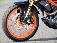 KTM 390f[N J[gbW^Cv|tH[N