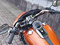 ハーレーダビッドソン FLSB ソフテイル
スポーツグライド ハンドルバー ハーレーダビッドソン FLSB ソフテイル スポーツグライド ハンドルバー