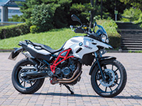 BMW F700GS