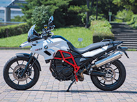 BMW F700GS