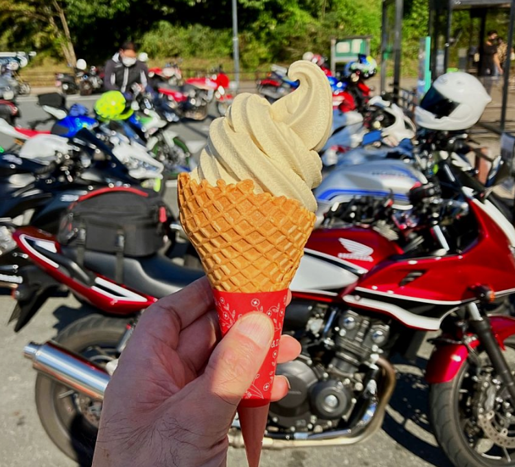 「バイク×ソフトクリーム」フォトコンテスト!入選した3名様にAmazonギフト券をプレゼント!
