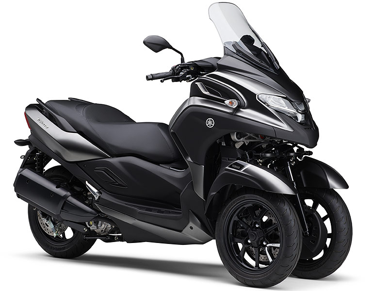 ޥ TRICITY 300