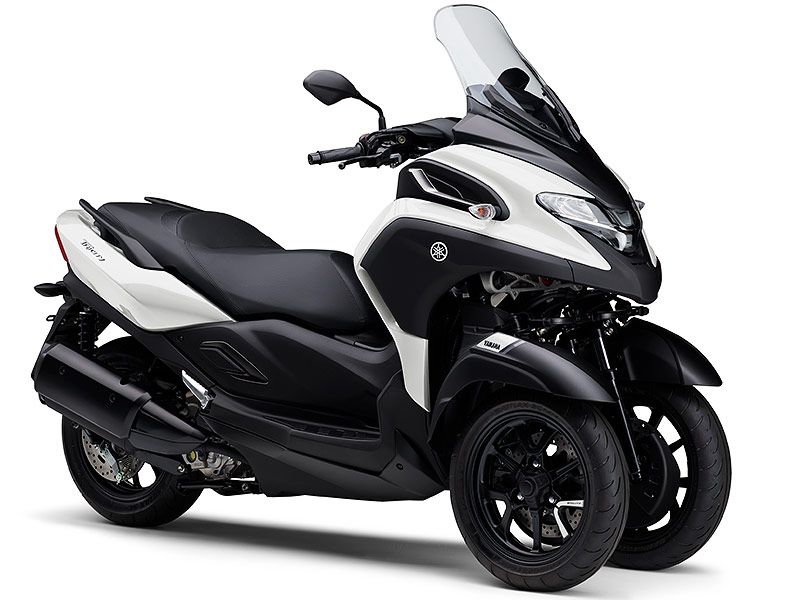 ޥ TRICITY 300