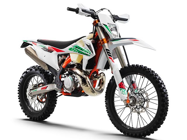 ケーティーエム(KTM)の新車バイクを探す | 新車・中古バイク情報