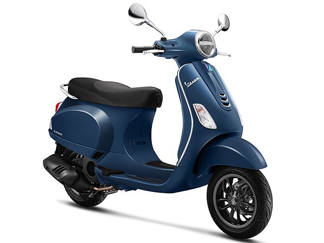 ٥ Vespa LX 125 i-GET