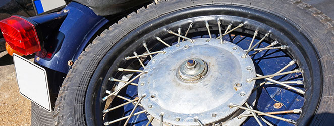 バイクの赤ランプ（油圧警告灯）が点灯したときの対処方法